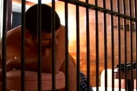 10-Pounder nail on small stage