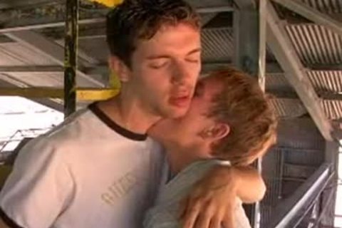 Dando Pro Amigo No GalpÃ£o