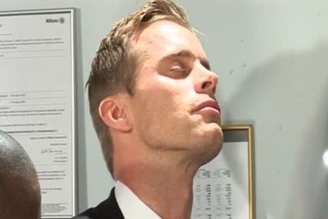 Dr Stevens Examines Maxwell