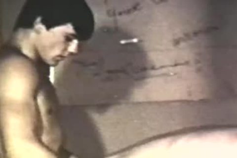 gay Peepshow Loops 333 70's And 80's - Scene 4