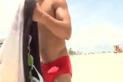 Muscle twink outstanding handjob