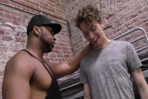 enormous dark chap pounding A Whiteboi In The Prison