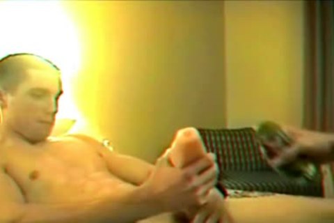 Manhandled - Matthew Turner - 39min