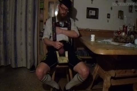 Edging In Der Lederhosen 1