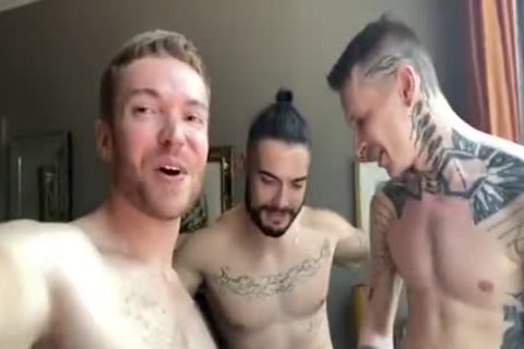 Royal Gay Porn Videos at Boy 18 Tube