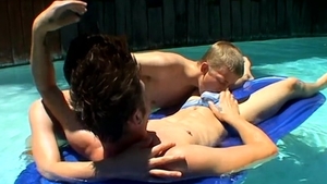 UndieTwinks.com: Dirty american amateur Shane needs real sex