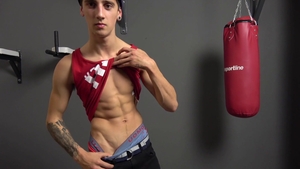 EastBoys.com - Muscle amateur enjoys greatly hard sex