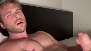 Canadian Wolf cum Show