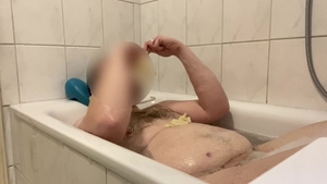 BHDL - THE BREATHTUB three - bizarre LATEXGLOVE BREATHPLAY WITH cum drinking IN THE BATHTUB -
