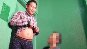 Guncle man engulfing str8 lad 's wang 00040