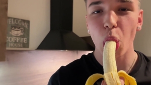 East Boys: Gay Justin receives fucking hard