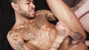 GayHub24.com - The majority famous German massive 10-Pounder