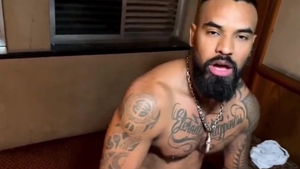 humongous arse Need humongous cock