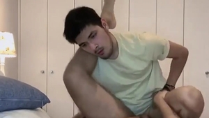 Latino Hunk Daniel Valles hammering First-time
