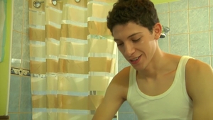 Mega-Packed Twinks Get Messy