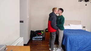 Young Twinks Experience Ecstasy in the Cold