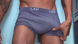 Extra Big Dicks: Masturbating Jocks: An Up-close Look