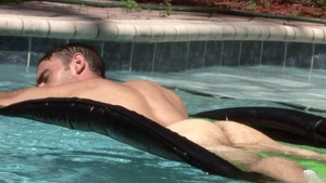 High Performance Men: Sneaky Stare Inspires Solo