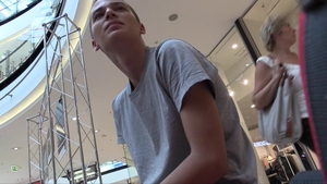 Czech Hunter: Infiltrating Summer's Shopping Heat