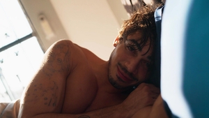 Men: Ashton And Kane's Secret Getaway