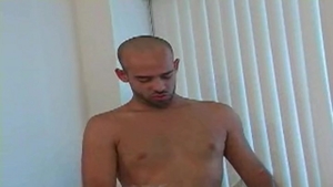 Men Over 30: Fingering Steve's Hole While Troy Jizzes