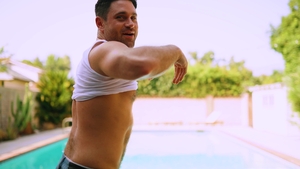 Rod's Room: Dark-haired Dudes Give It Their All