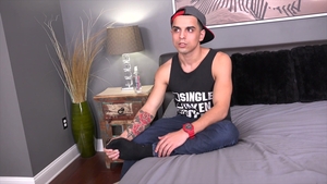Webcamming His Way into Gay Porn