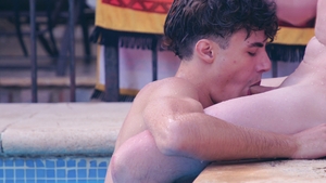 Trevor bläst Nicos Pimmel vor dem Analsex gut